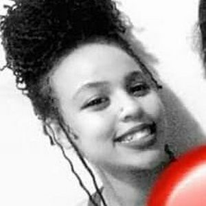 Meet your Posher, Calisa